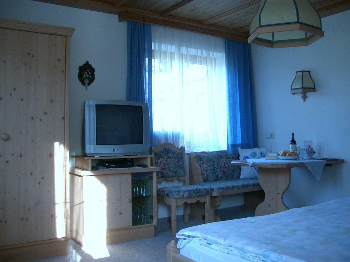 Andrea Schmaranzer - Privatzimmer Gosau Luaran gambar